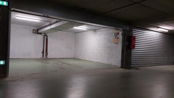 Location / Local Commercial