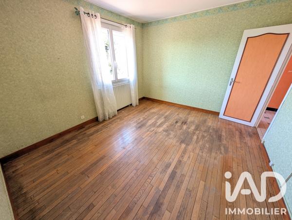 Maison à vendre 4 pièces 75 m² Lussac-les-Châteaux