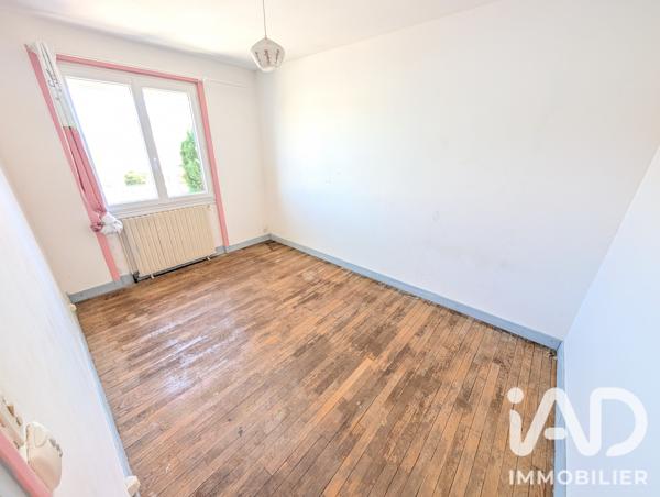 Maison à vendre 4 pièces 75 m² Lussac-les-Châteaux