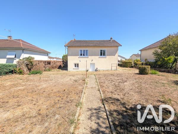 Maison à vendre 4 pièces 75 m² Lussac-les-Châteaux
