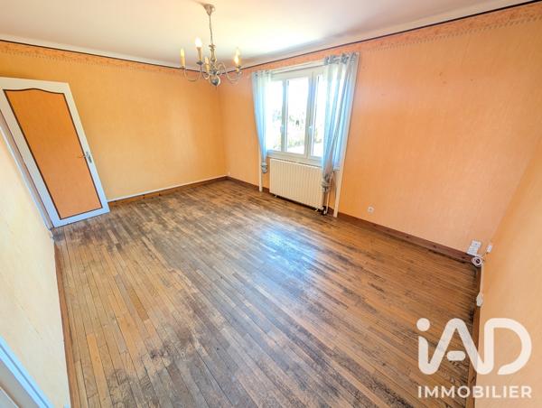 Maison à vendre 4 pièces 75 m² Lussac-les-Châteaux