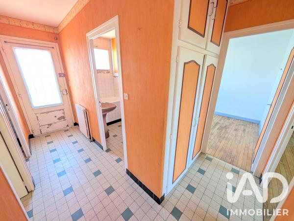 Maison à vendre 4 pièces 75 m² Lussac-les-Châteaux