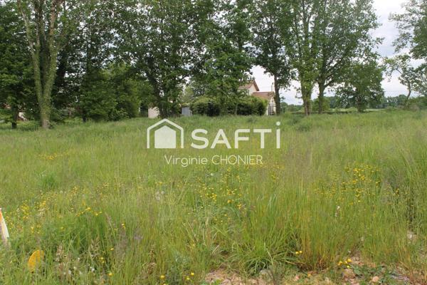 A vendre terrain constructible de 1675m2 entièrement plat