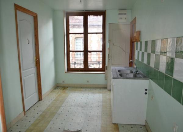 Maison à vendre    6 pièces •  Moulins-la-Marche