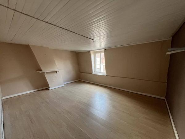 Vente immobilière : Maison à Comines  6 pièces 149 m² 148 000 €- Nicolas Delette Conseils et Transactions.
