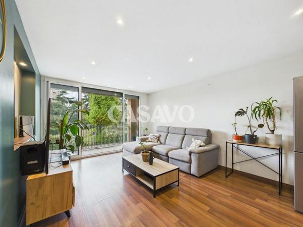 Vente Appartement 4 pièces de 85m² - 69800 Saint-Priest