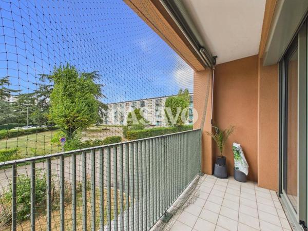 Vente Appartement 4 pièces de 85m² - 69800 Saint-Priest