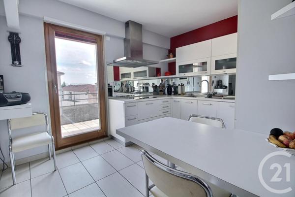 Appartement à vendre  4 pièces - 111,24 m2 DAGNEUX - 01