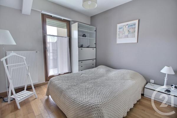 Appartement à vendre  4 pièces - 111,24 m2 DAGNEUX - 01