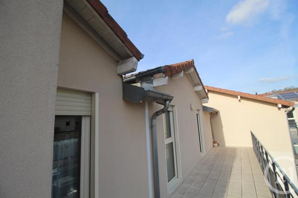 Appartement à vendre  4 pièces - 111,24 m2 DAGNEUX - 01