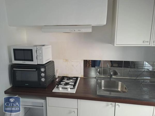 Appartement à louer 1 pièce 21.77m² Clermont-l'Hérault (34800)