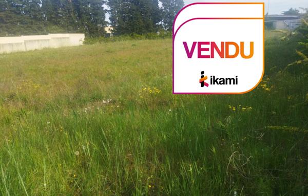 Terrain d'environ 2400 m2