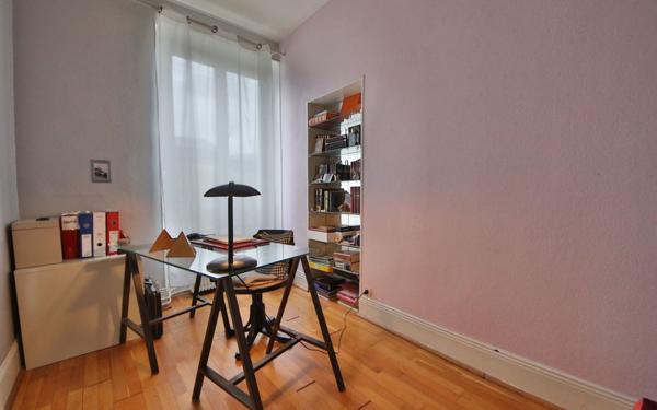 Appartement à vendre    5 pièces • 121,17 m2 Château-Thierry