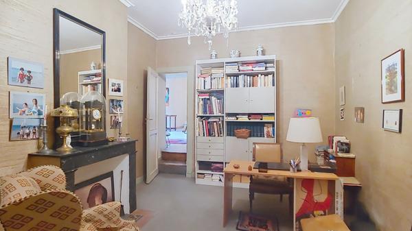 Maison de maître à vendre à Tonneins - 6 pièces, 270 m² avec garage et parc
