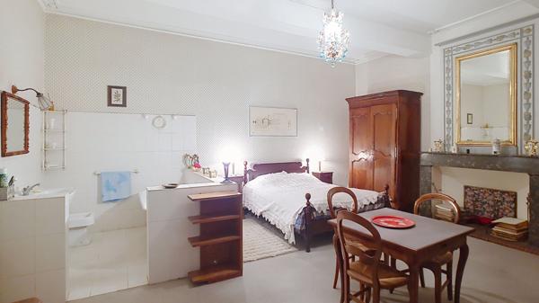 Maison de maître à vendre à Tonneins - 6 pièces, 270 m² avec garage et parc