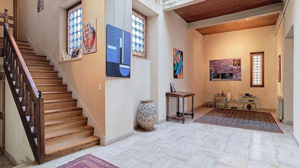 Maison de maître à vendre à Tonneins - 6 pièces, 270 m² avec garage et parc