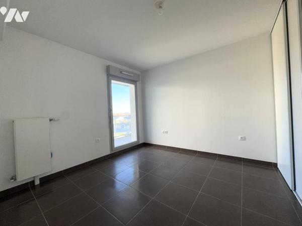 Tinqueux, T4 avec ascenseur, terrasses et garage