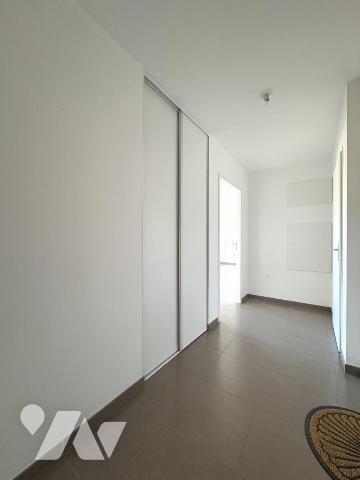 Tinqueux, T4 avec ascenseur, terrasses et garage