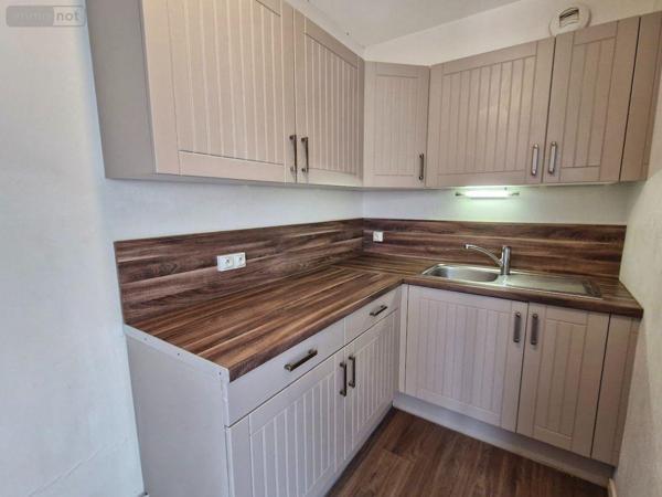 Appartement à vendre à Rennes en Ille-et-Vilaine (35000), ref : 220-NR   
Sud