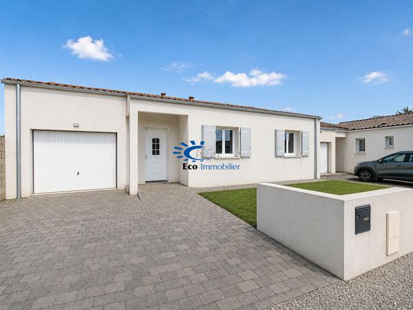 AIGREFEUILLE D'AUNIS MAISON PLAIN PIED 2 CHAMBRES JARDIN GARAGE  Aigrefeuille d aunis