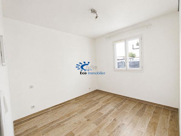 AIGREFEUILLE D'AUNIS MAISON PLAIN PIED 2 CHAMBRES JARDIN GARAGE  Aigrefeuille d aunis