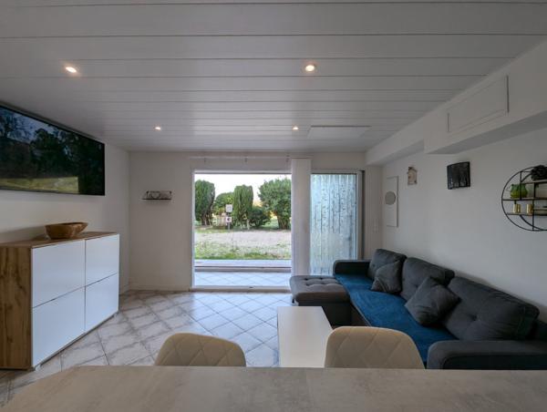 Appartement 2 pièces en rez-de-jardin vendu loué, à 50 mètres de la plage