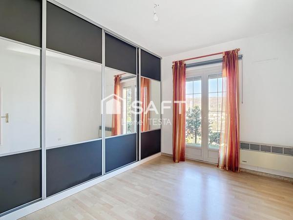 BELLE CONSTRUCTION AVEC VUE DÉGAGÉE