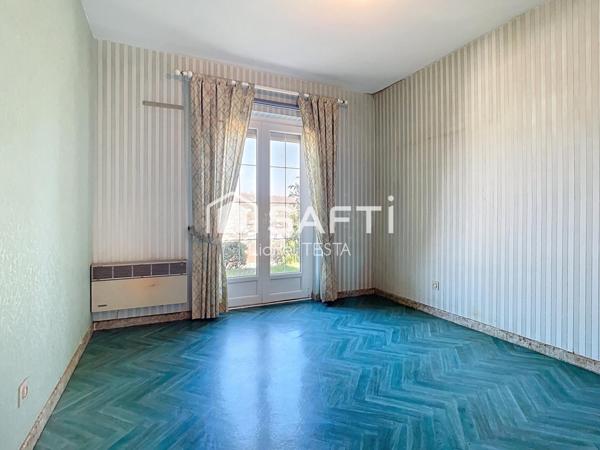 BELLE CONSTRUCTION AVEC VUE DÉGAGÉE