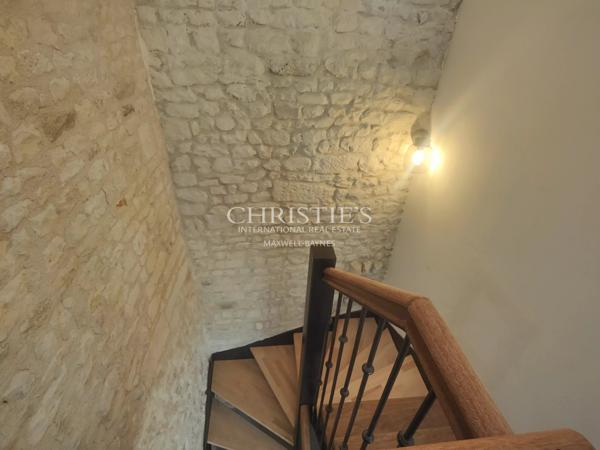 ESPRIT LOFT DANS UN CHAI REHABILITE