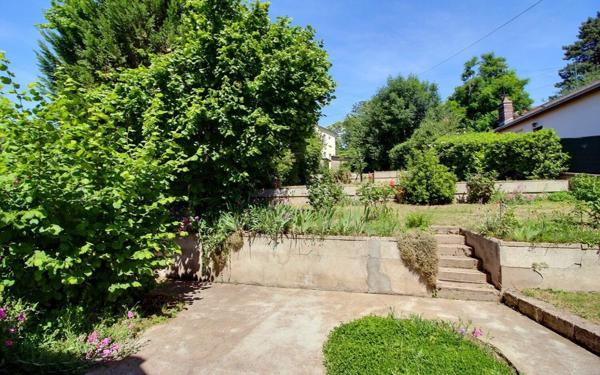 Maison à vendre    5 pièces •  Le Creusot