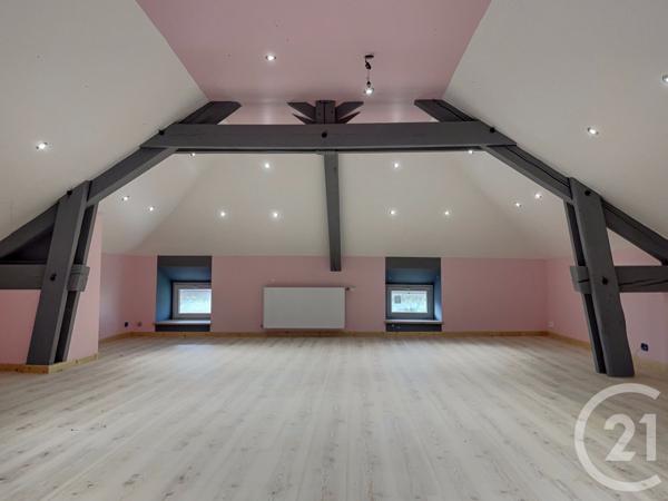 Maison à vendre  8 pièces - 280,15 m2 CURCIAT DONGALON - 01