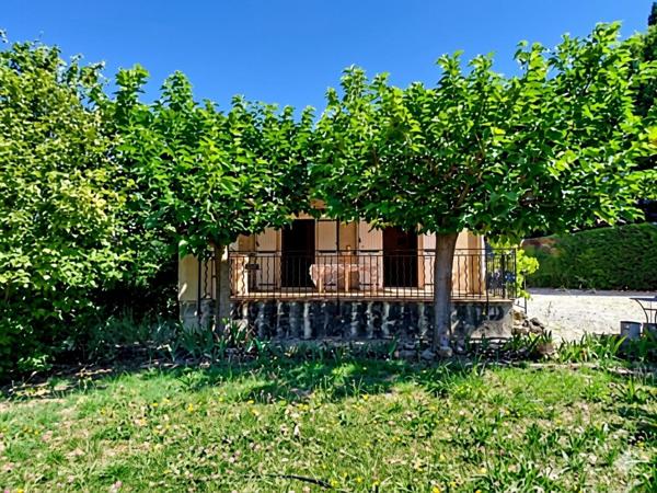 Maison Tavernes individuelle de plain-pied avec 2 garages