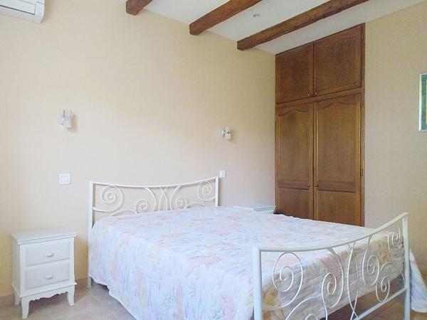 Maison Tavernes individuelle de plain-pied avec 2 garages