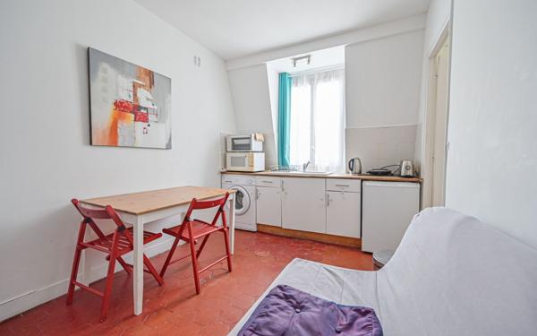 Appartement à vendre    2 pièces • 27,63 m2 Paris 18