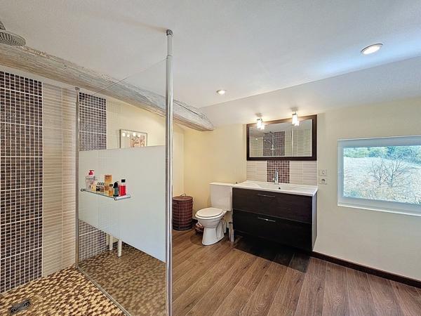 Maison en pierre dans parc au calme sur 6 000 m²