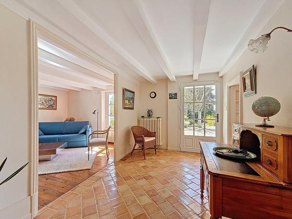 Maison en pierre dans parc au calme sur 6 000 m²