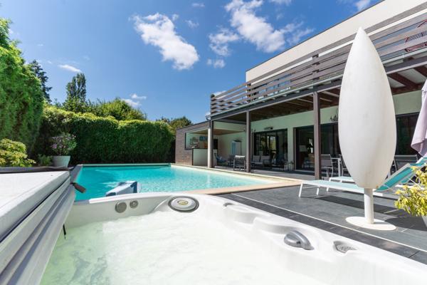 Maison 9 pièces - 450 m² Bien prestige