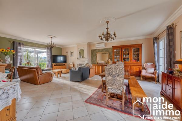 Maison de 180m² avec ses garages le tout sur une parcelle de 1600m²