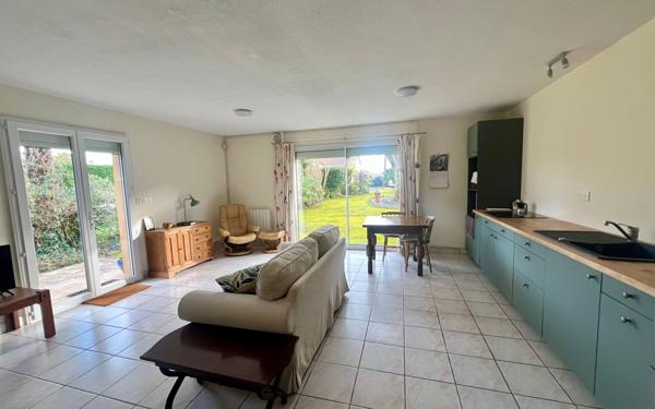 Maison à vendre    7 pièces • 222 m2 Ambarès-et-Lagrave