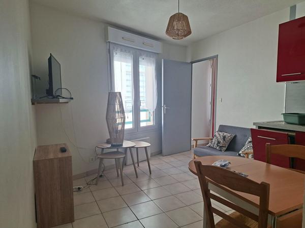 LOCATION TYPE 2 MEUBLE HYPERCENTRE,  
Angers 49000