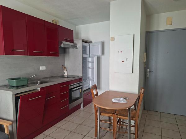 LOCATION TYPE 2 MEUBLE HYPERCENTRE,  
Angers 49000