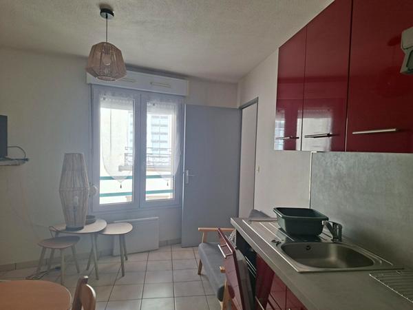 LOCATION TYPE 2 MEUBLE HYPERCENTRE,  
Angers 49000