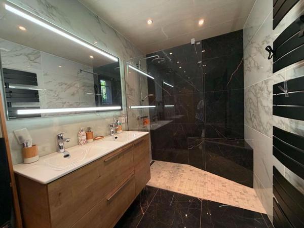 Villa Toulon 5 pièce(s) 137 m2