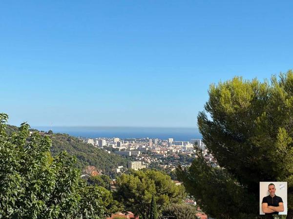 Villa Toulon 5 pièce(s) 137 m2