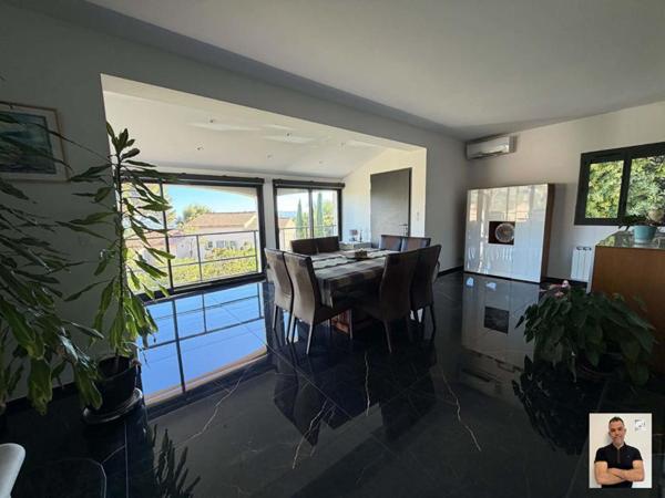 Villa Toulon 5 pièce(s) 137 m2