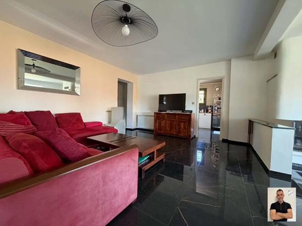 Villa Toulon 5 pièce(s) 137 m2