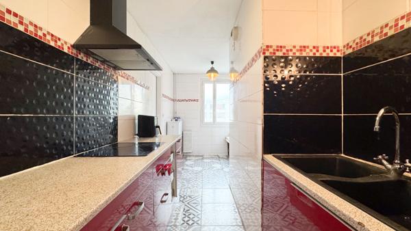 Appartement Corbeil Essonnes 5 pièce(s) 99 m2