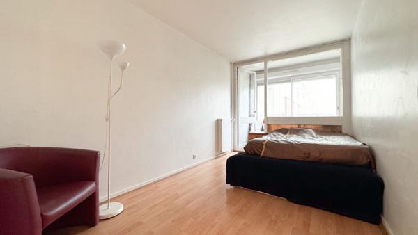 Appartement Corbeil Essonnes 5 pièce(s) 99 m2