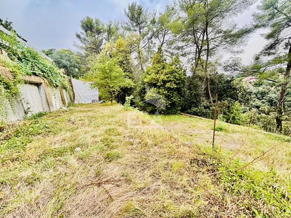 Rez de villa 3 pièces avec terrasse et grand jardin