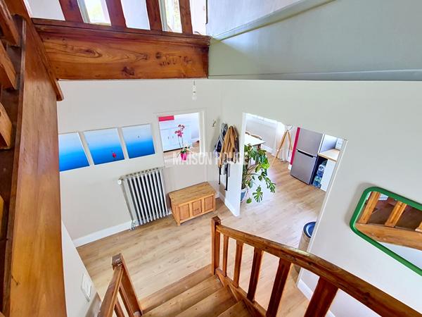 Maison rénovée 4 chambres avec sous-sol et jardin - Quartier calme proche du centre-ville de DINAN
